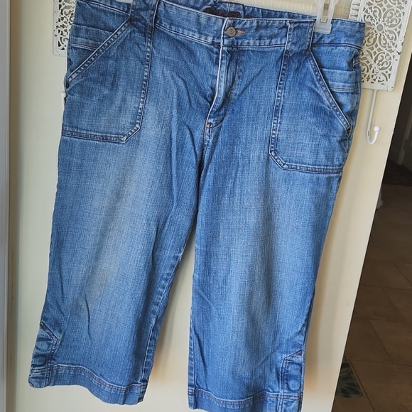 Eddie Bauer Denim - Eddie Bauer Cropped Jeans Denim sz 14